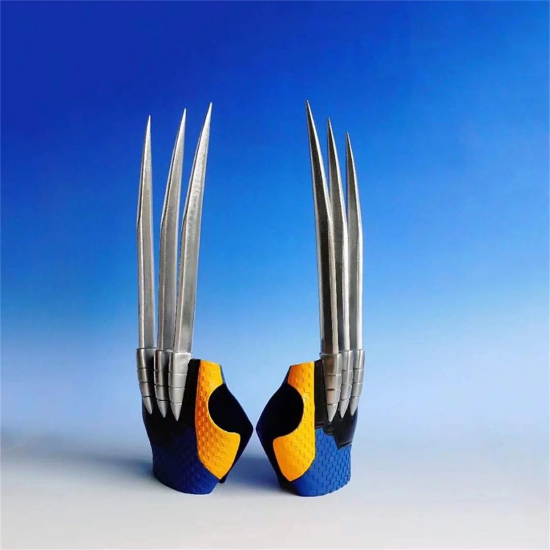 Wolverine Adamantium Claws with Glove (X-Men)