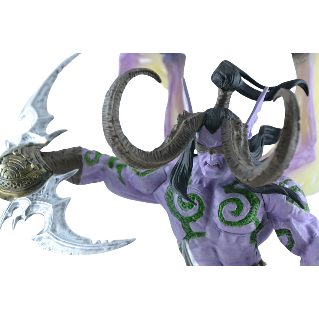 DC Unlimited Blizzard Illidan Stormrage (World Of Warcraft) Deluxe Collector Figure