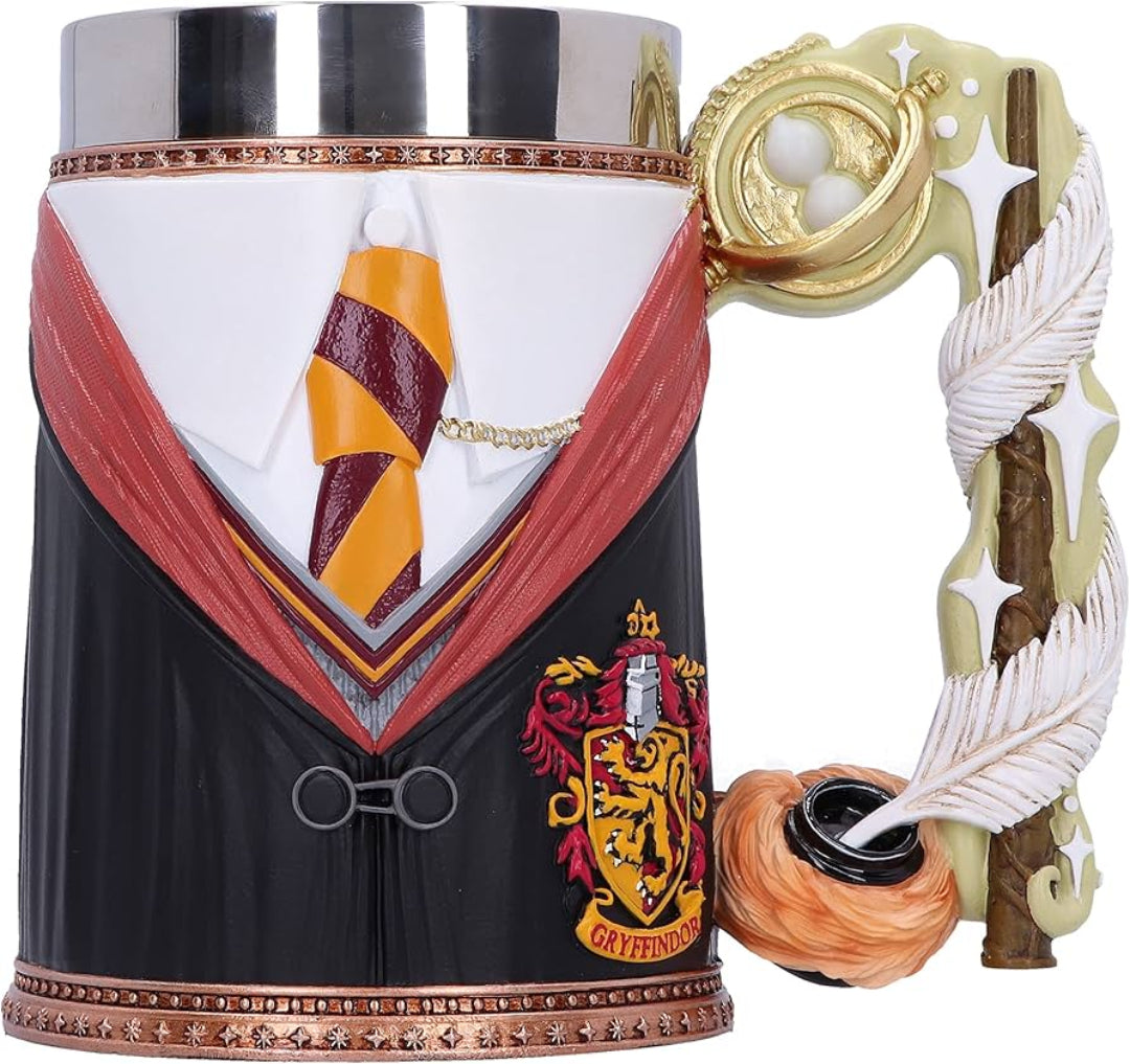 Decorative mug with Gryffindor house emblem and winged helmet handle, inspired by Harry Potter.