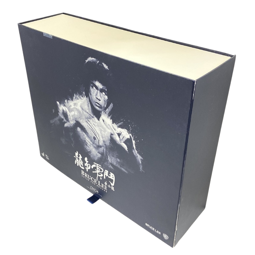 Hot Toys DX04 Bruce Lee Collectible Action Figure, (Enter the Dragon) 1/6th Scale