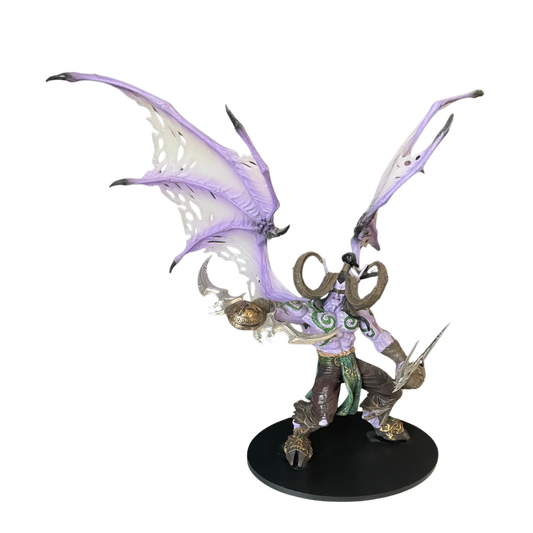 DC Unlimited Blizzard Illidan Stormrage (World Of Warcraft) Deluxe Collector Figure