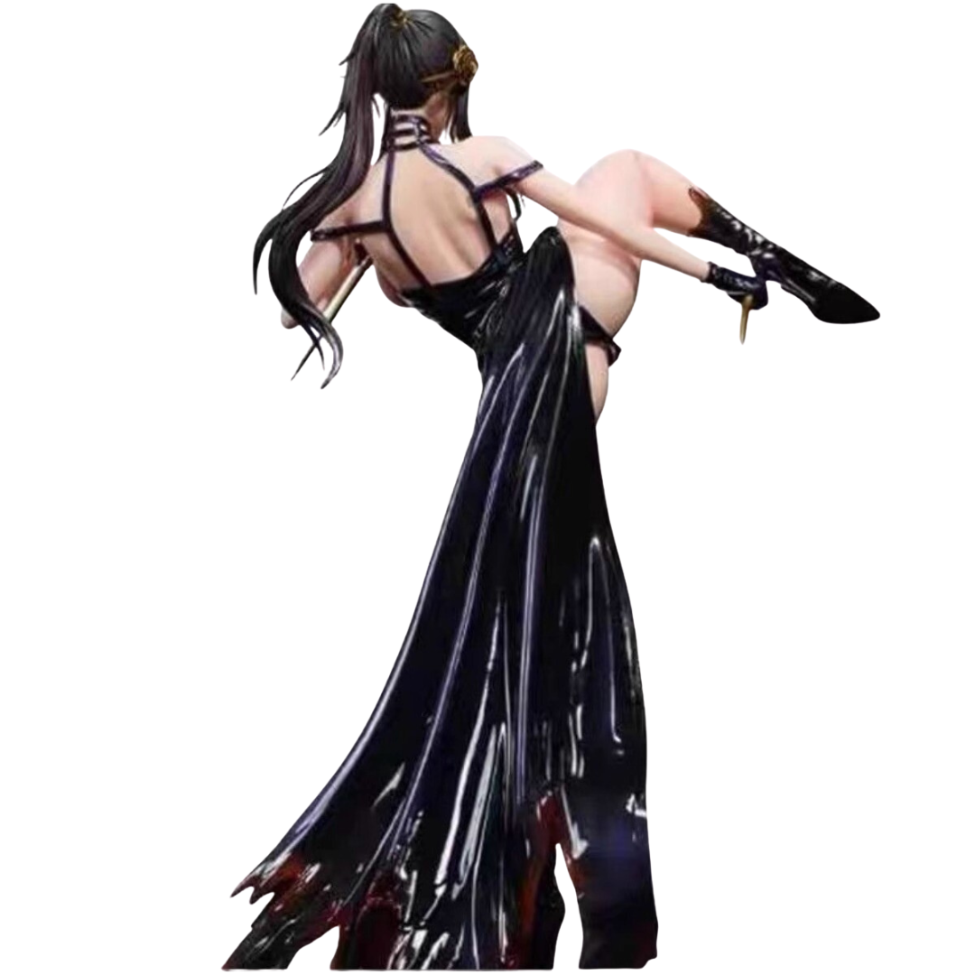 Throne Princess Yor Forger Black Dress (30cm) Figure